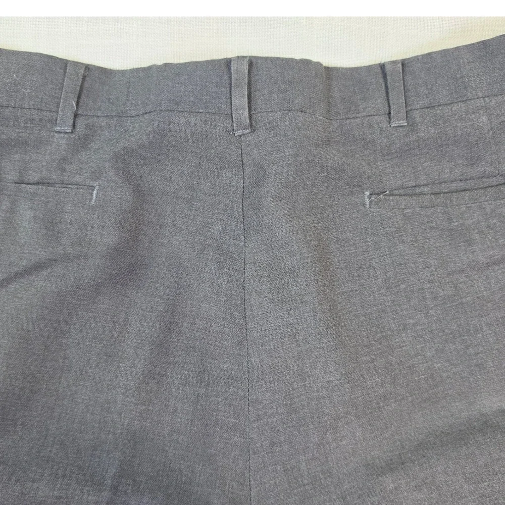 Haggar Mens Gray Flat Front Pants 38x30 Dacron Worsted Wool Blend 20932-021